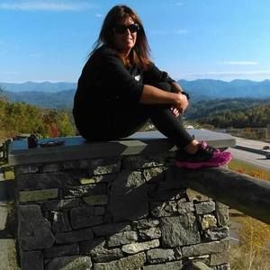 Meet your Posher, Cindy